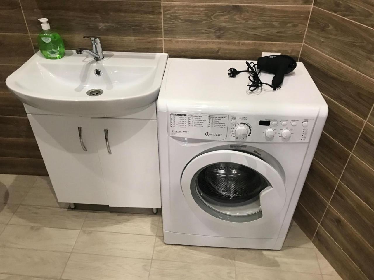 Modern Apartment Львов Экстерьер фото