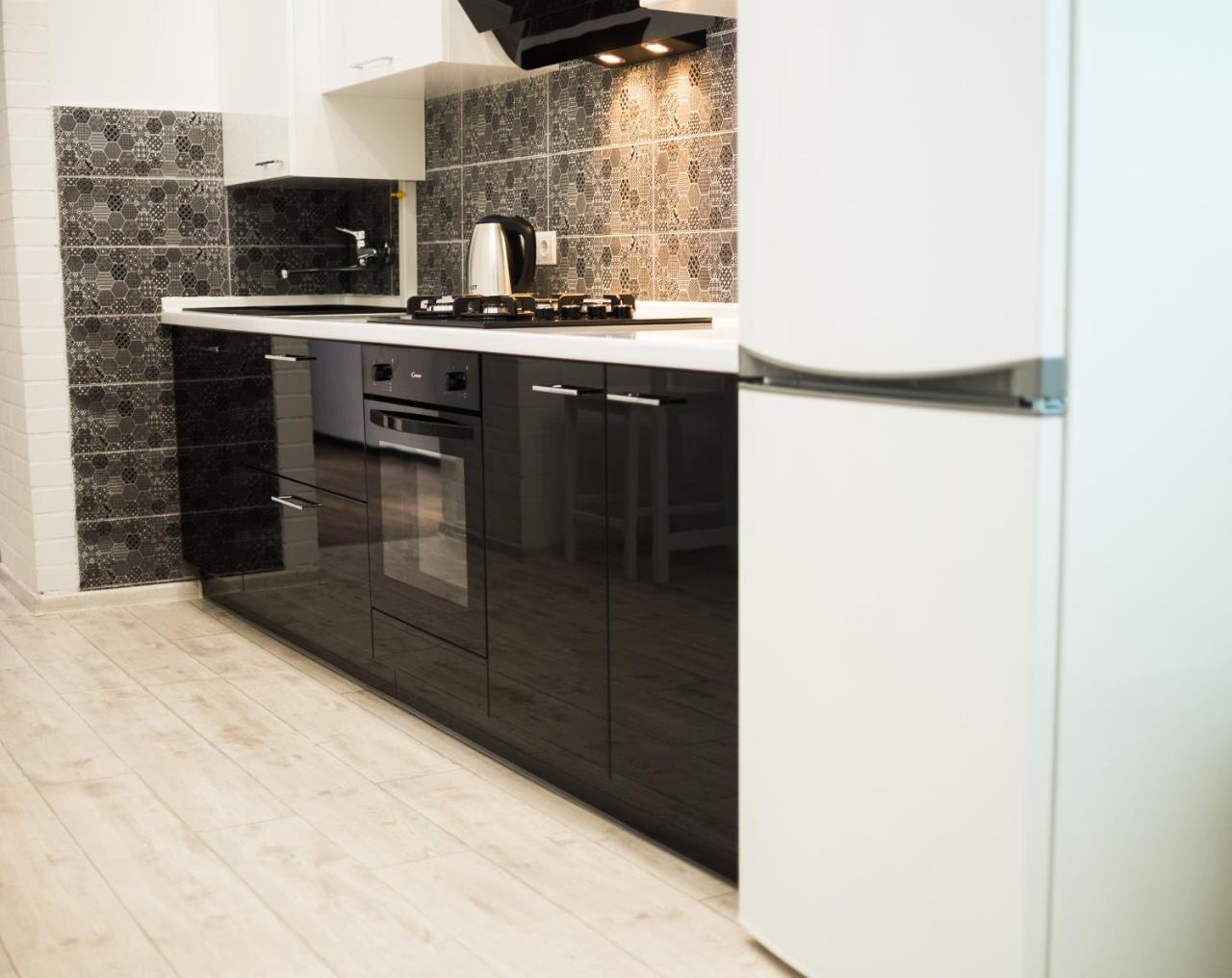 Modern Apartment Львов Экстерьер фото