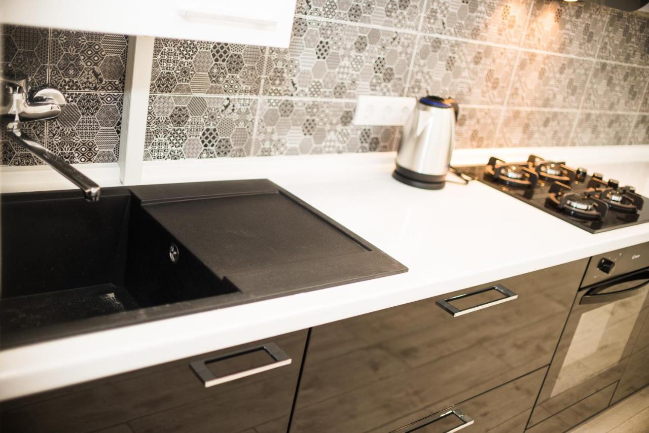 Modern Apartment Львов Экстерьер фото